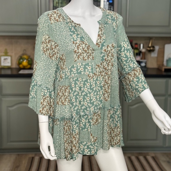 ๐๐๐๐๐ค Floral Green Cottagecore Blouse Size Small - Picture 3 of 13
